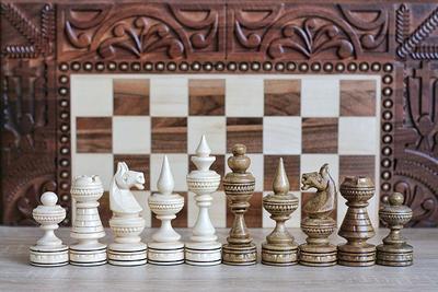 Large Wood Carving Chess Pieces With Box, Luxury Wooden Chess