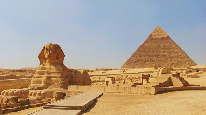 the-sphinx-at-gizacairo-in-egypt-with-the-pyramid-of-chephren-khafre-in-the-background.jpg.cf.jpg