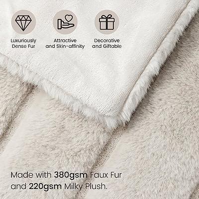 Cozy Bliss Faux Fur Throw Blanket for Couch, Cozy Soft Plush Thick