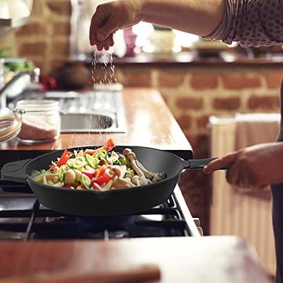 Cuisinel Cast Iron Skillet with Lid - 10-Inch Pre-Seasoned Frying Pan +  Glass Cover + Heat-Resistant Handle Holder - Indoor/Outdoor Use - Grill