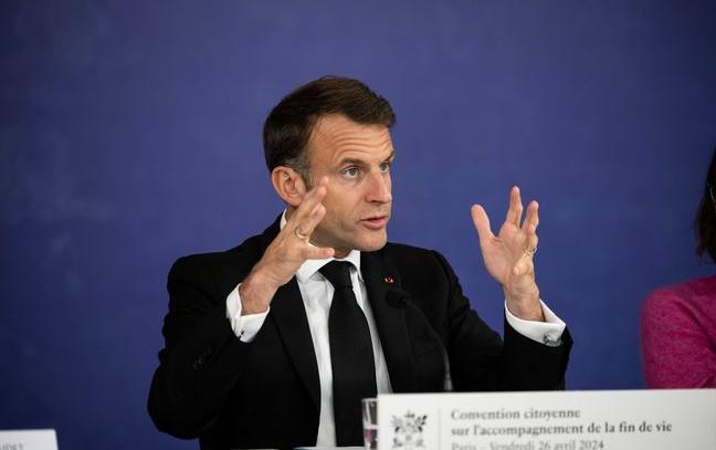 Guerre en Ukraine : L’arme nucléaire française au service de la défense européenne ? Macron prêt à « ouvrir le débat »