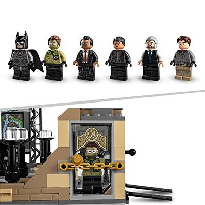 Lego DC 76183 The Batman Batcave: The Riddler Face-Off (581 pcs