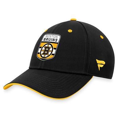 Boston Bruins adidas Reverse Retro 2.0 Pom Cuffed Knit Hat - Black