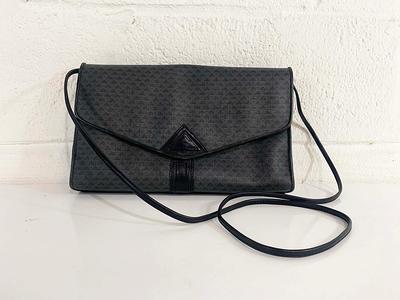 Liz Claiborne bag, Women's Fashion, Bags & Wallets, Purses