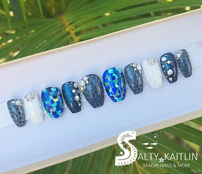 LE SSERAFIM Inspired Cyber Coquette Press-on Nails Free Shipping With  Tracking Included Kira Kira Nails 