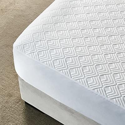 SPRINGSPIRIT Full Size Mattress Protector Waterproof, Breathable & Noiseless Cooling Full Mattress Pad Cover Quilted Fitted with Deep Pocket Strethes