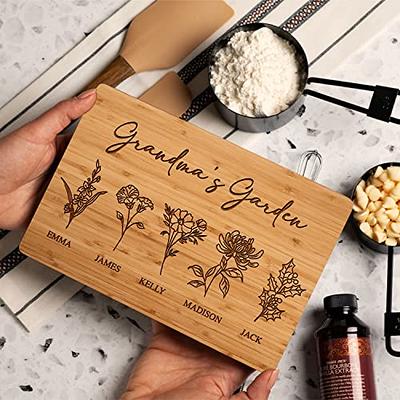 Personalized, Engraved Cutting Board with Worlds Greatest Mom Design for  Mother's Day or Anniversary #110