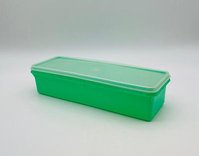 Tupperware Jadeite Green Celery/Vegetable Keeper/Vintage