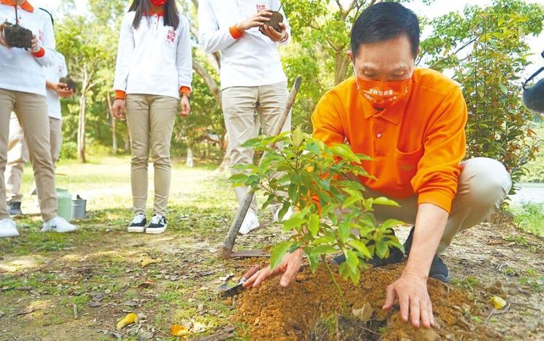 台灣房屋十年造萬林！打造地球退燒良藥「綠碳大軍」！