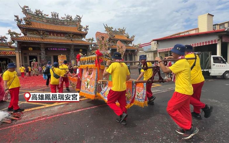 鳳邑瑞安宮安座300年　首邀寒單爺遶境＂炸寒單＂