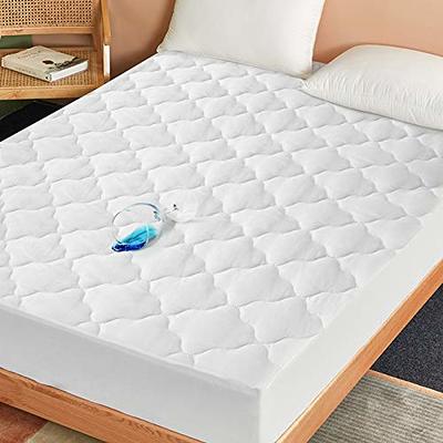 Utopia Bedding Quilted Fitted Mattress Pad (Twin) - Elastic Fitted Mattress  Protector - Mattress Cover Stretches up to 16 Inches Deep - Machine