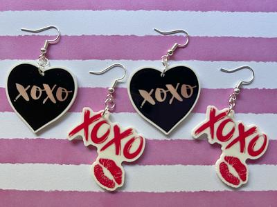 25/40PCS Valentine's Day Charms, Red Heart Charms for Jewelry Making,  Glitter Rhinestone LOVE XOXO Heart Pendant Charms for Bracelet Necklace  Earring Making DIY Valentine's Accessory Gifts (25PCS Heart Charms) - Yahoo  Shopping