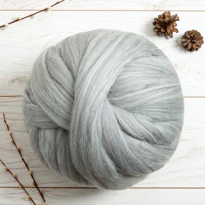 Grey Giant Yarn. Arm Knitting Merino Wool. Roving For Spinning