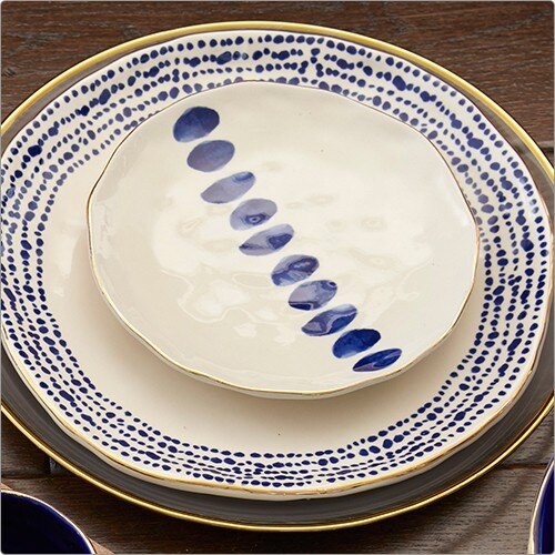 《CreativeTops》金邊靛藍淺餐盤(波點19cm)