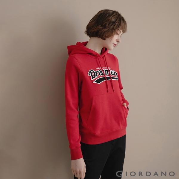 GIORDANO 女裝 Dreamers系列復古風連帽T恤-03 新冠軍紅