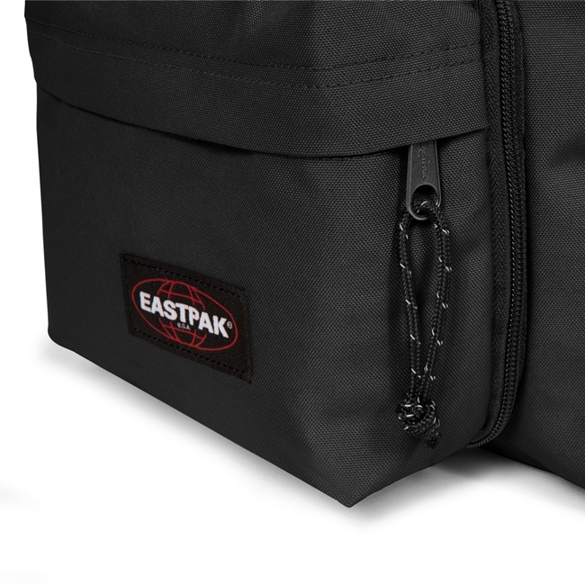 EASTPAK Padded Travellr系列後背包 Black