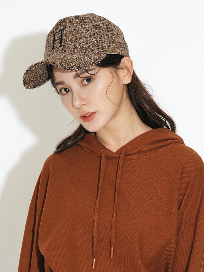 H:CONNECT 韓國品牌 配件 - 復古毛呢繡字棒球帽 -棕