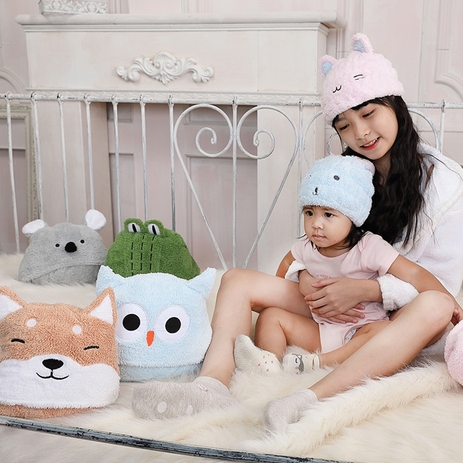 【MORINO摩力諾】動物造型速乾兒童連帽罩袍 披風 抱枕(小熊) 附提袋