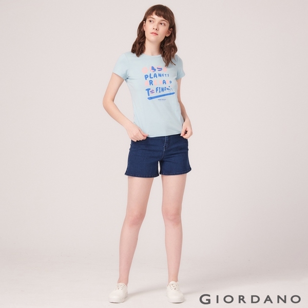 【GIORDANO】女裝DEAR WORLD系列印花T恤-51 夢想藍