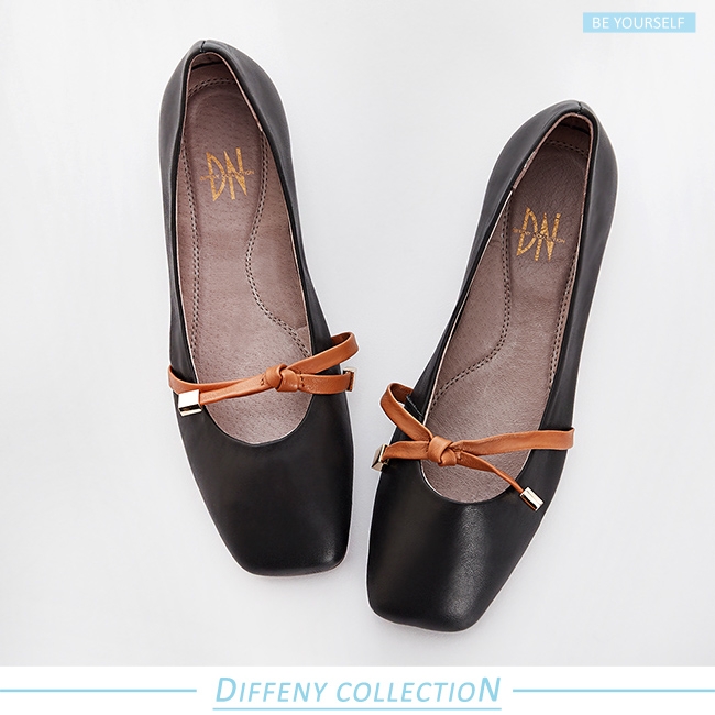 DN 浪漫舞動 真皮結金屬飾釦平底娃娃鞋-黑