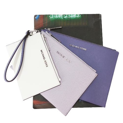MICHAEL KORS JET SET三色防刮手拿包-白粉紫