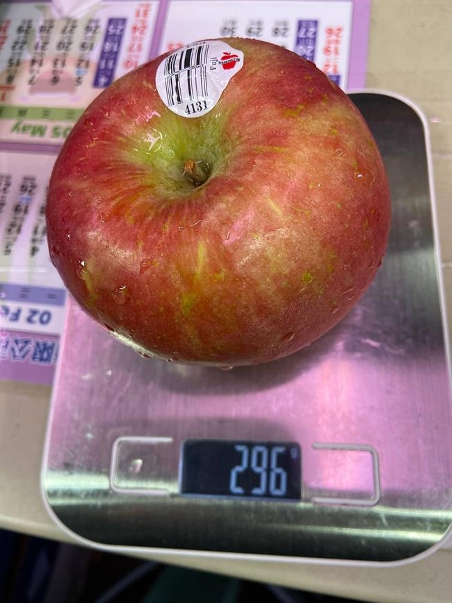 【天天果園】美國富士蘋果12入禮盒 x3盒(每顆約280g)