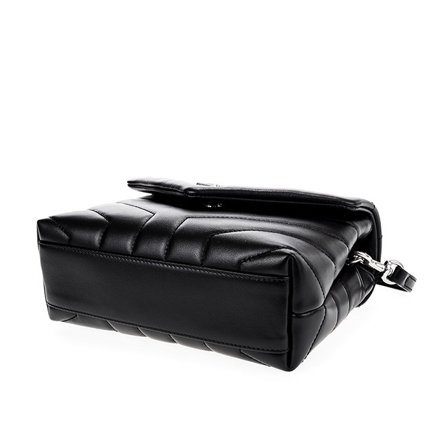 YSL 新款LOULOU銀字小牛皮縫線斜背/肩背包 (黑色/小款)