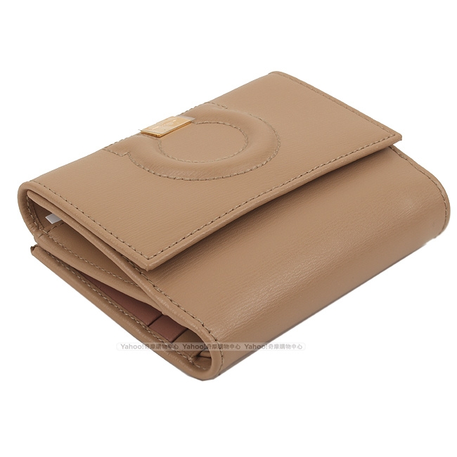 Salvatore Ferragamo馬蹄浮印小牛皮釦式短夾(沙棕色)