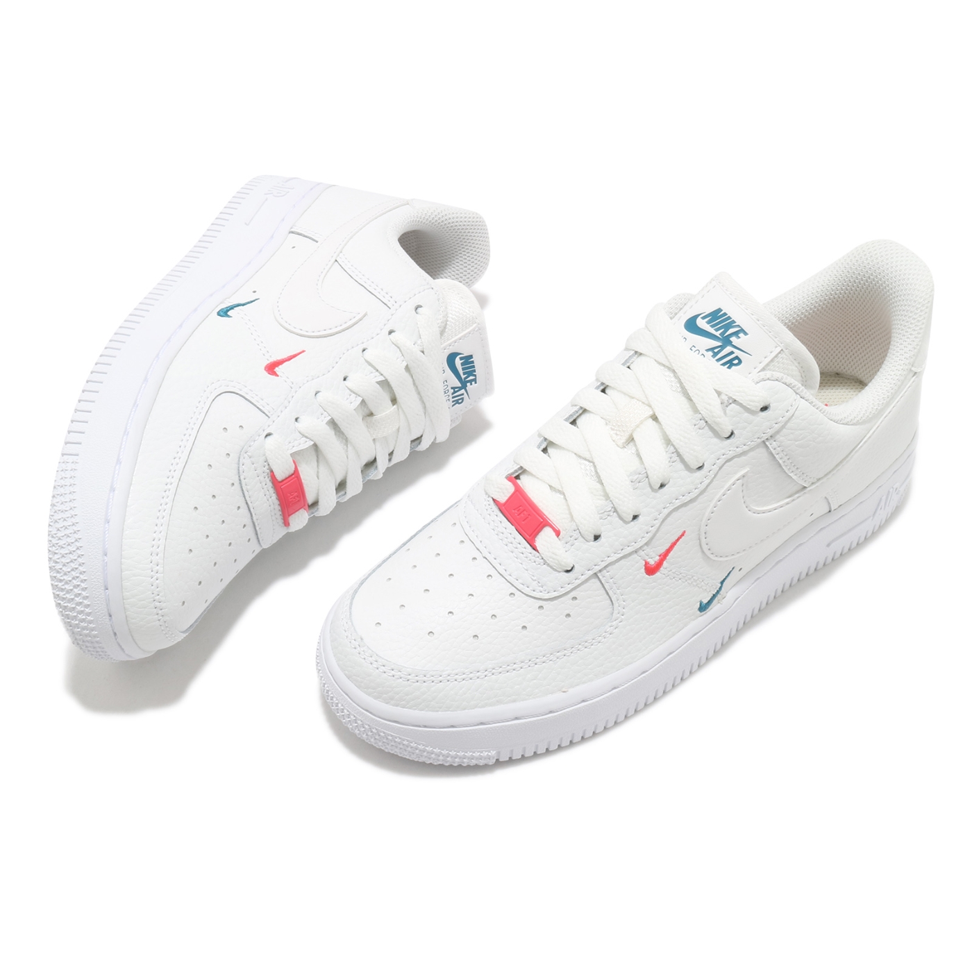 Nike】休閒鞋W Air Force 1 07 女鞋ESS 小勾彩色立體小勾AF1 白紅