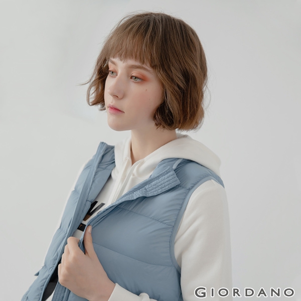 GIORDANO女裝立領輕薄羽絨背心 - 02 白令海藍