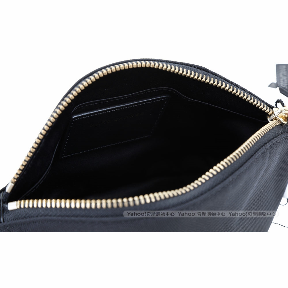 MARC JACOBS Trek Pack 輕質高性能尼龍萬用化妝包(黑色)