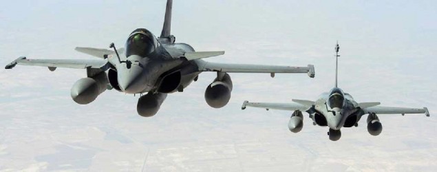 Two French Rafale fighter jets fly on a reconnaissance mission over Iraq. (Jean-Luc Brunet/AFP)