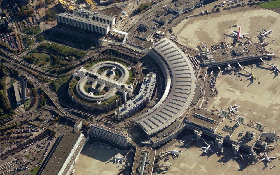 Brandkatastrophe am Düsseldorfer Flughafen