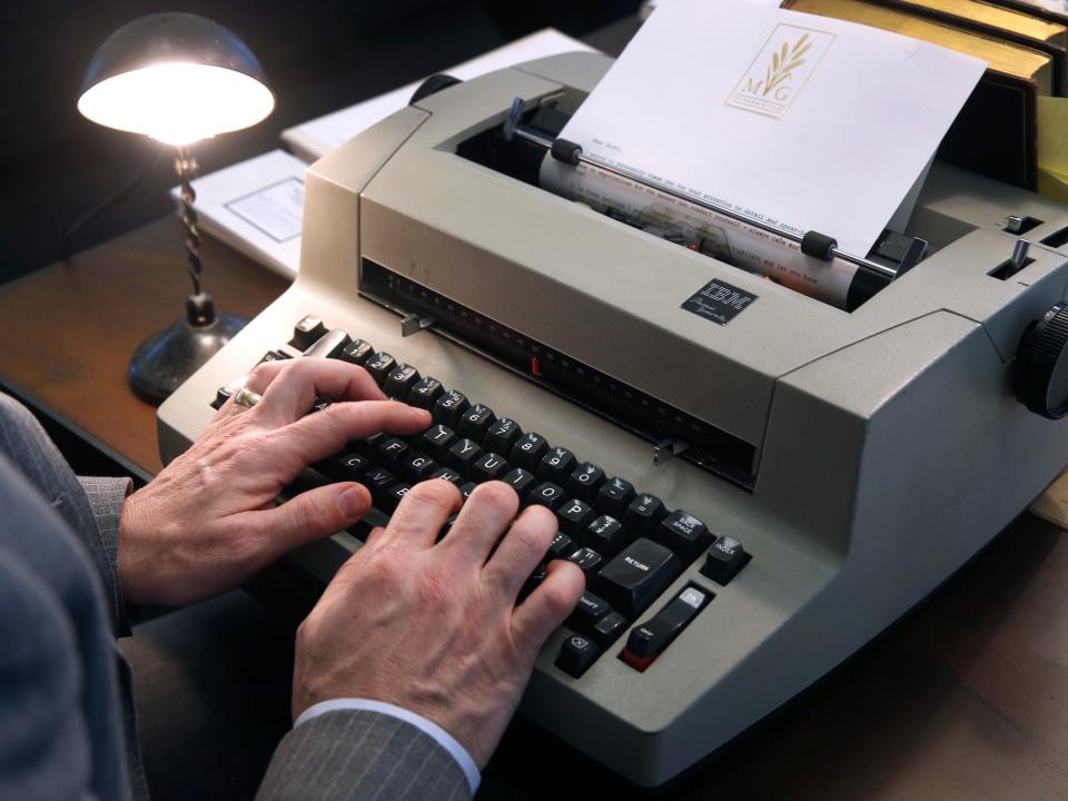 A man uses an IBM Selectric Personal Typewriter in 2017.