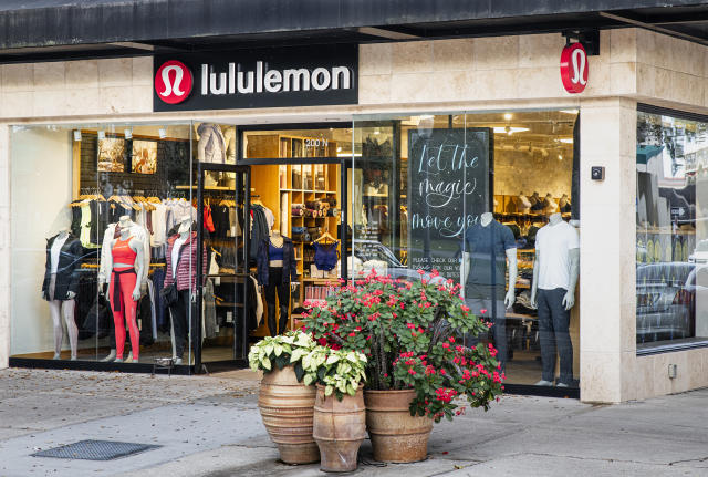 Lululemon piloting trade-in, online resale program
