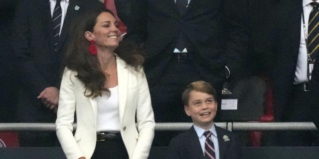 Princess Kate Middleton to cheer on England's men and women in