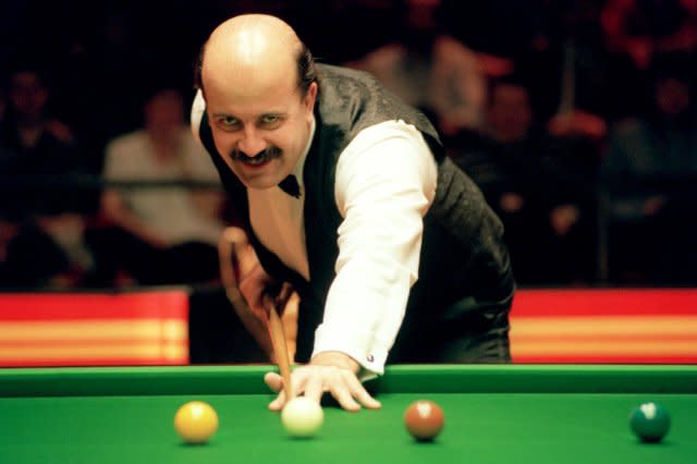 Willie Thorne File Photo