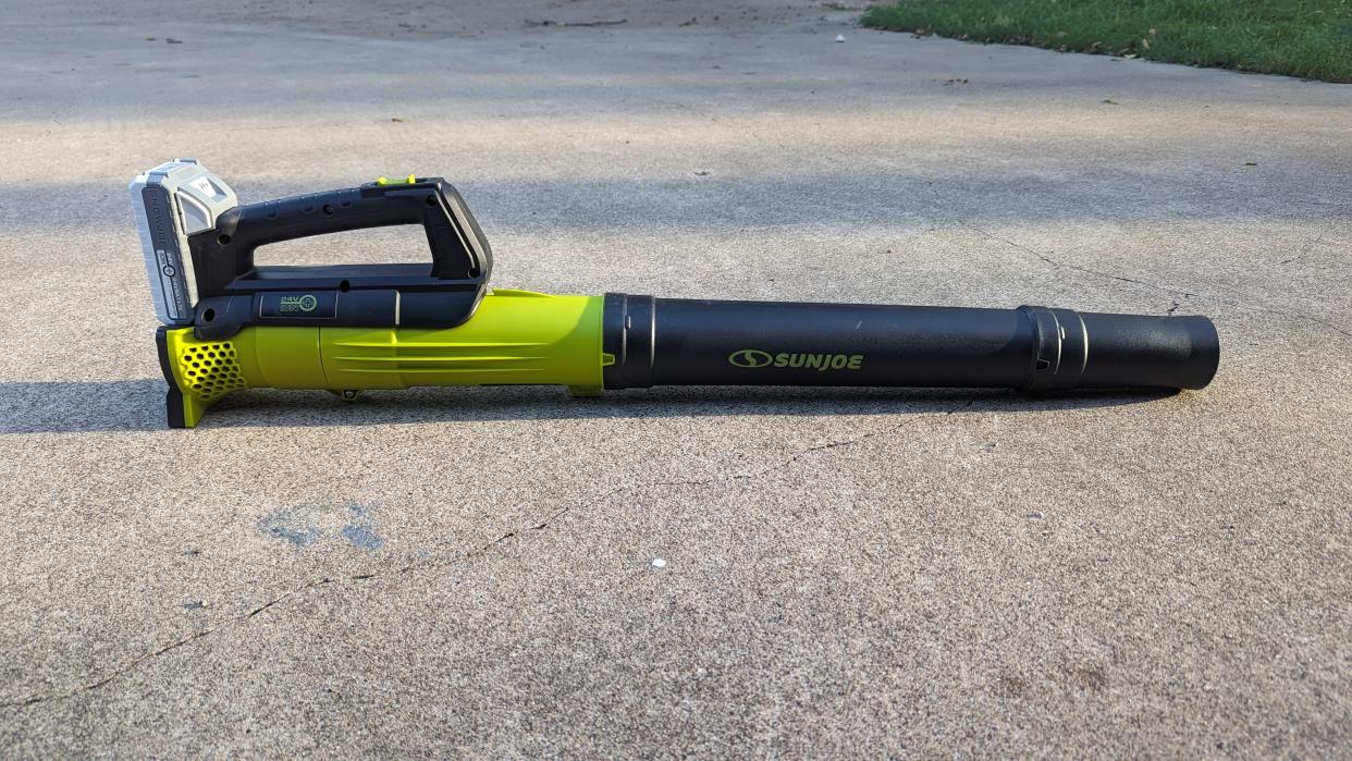  Sun Joe 24V-TB-LTE 24-Volt* IONMAX Cordless Compact Turbine Jet Blower. 