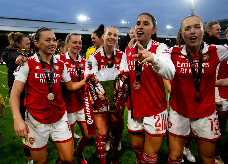 Katie McCabe, Noelle Maritz, Stina Blackstenius, Rafaelle Souza and Lia Walti of Arsenal with the Conti Cup Trophy after the FA Women's Continental Tires League Cup Final match between Chelsea and Arsenal at Selhurst Park on March 05, 2023 in London, England.