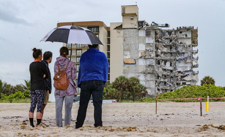 A 12-story oceanfront condo tower partially collapsed in the town of Surfside, spurring a massive search-and-rescue effort with dozens of rescue crews from across Miami-Dade and Broward counties on June 24, 2021. (TNS via ZUMA Wire)