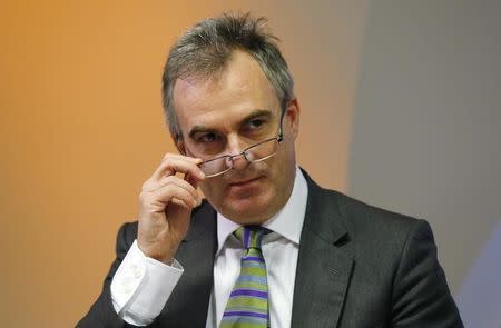 Bank of England Deputy Governor Ben Broadbent speaks during the bank's quarterly inflation report news conference at the Bank of England in London August 13, 2014. REUTERS/Suzanne Plunkett