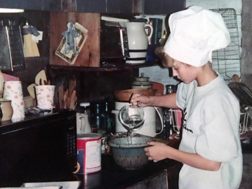 Young Erin at work at her father's diner.  / Credit: Erin French