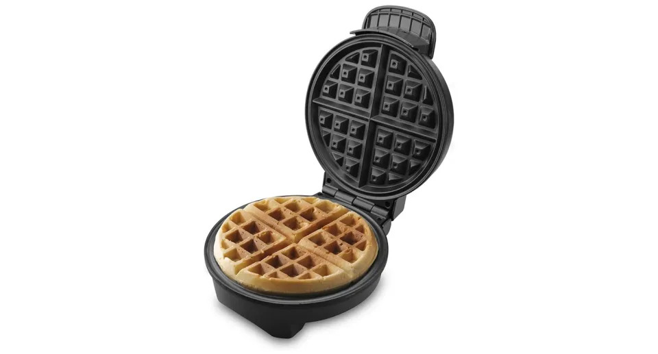 Britânia Golden Waffle Máquina 110V 850W, Prata/Preto. Foto: Divugação/Amazon