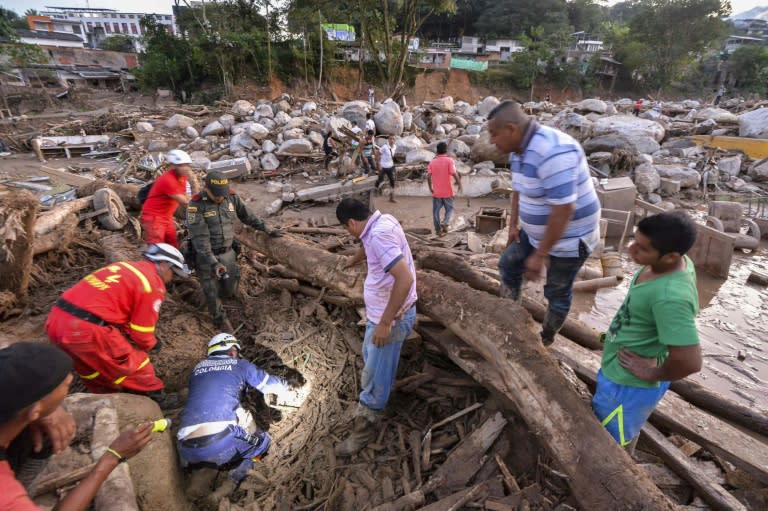 Colombia intensifica la búsqueda de víctimas por una avalancha