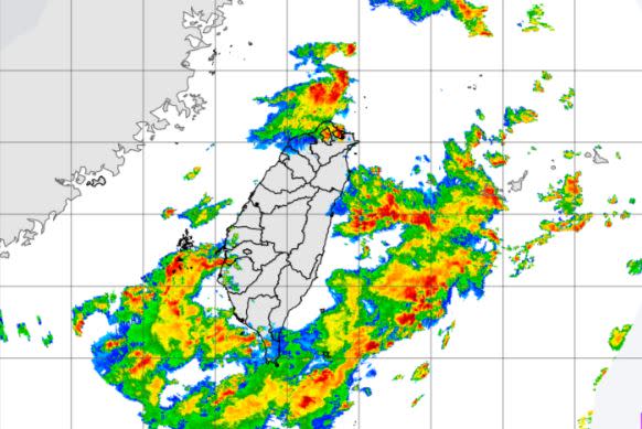 全台變天轉雨、預計週五轉晴。（圖／氣象局）