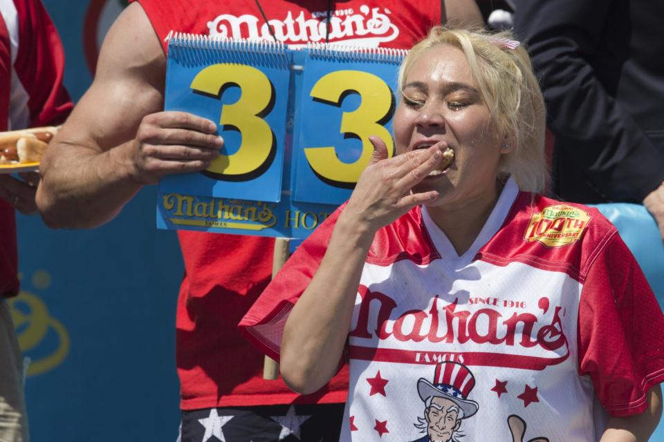 2016 Nathan's Famous 4th of July International Hot Dog Eating Contest