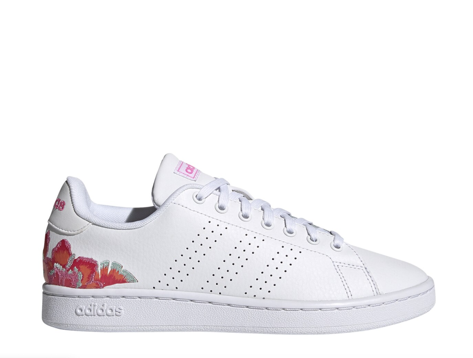 white leather Adidas Advantage Sneaker with pink flower at the back