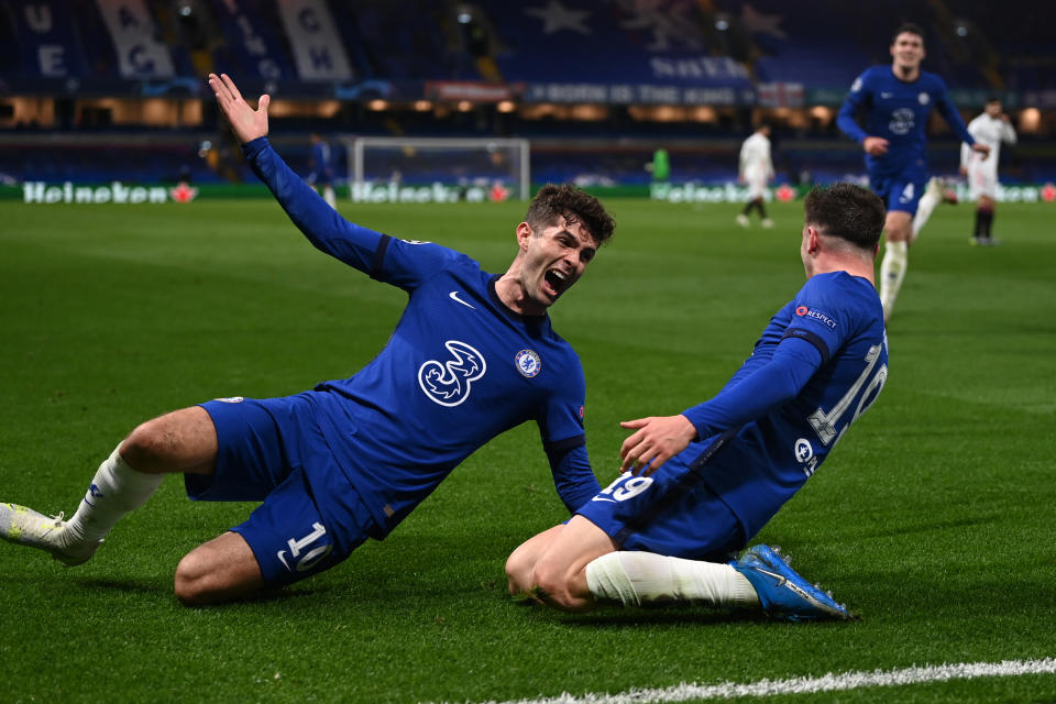 Christian Pulisic (right) set up Mason Mount's goal as Chelsea advanced to the Champions League final on Wednesday. (Photo by Darren Walsh/Chelsea FC via Getty Images)