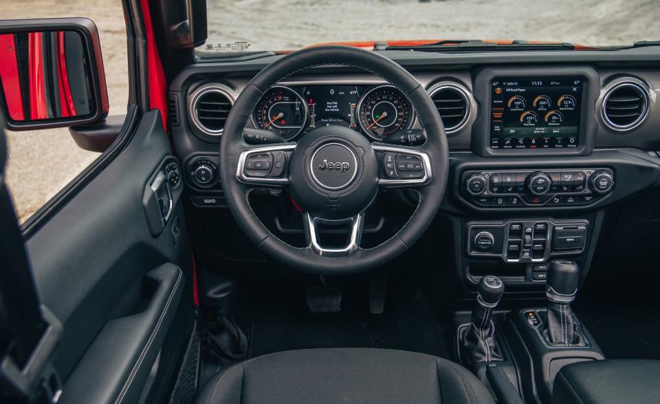 Photos of the 2020 Jeep Gladiator and 2019 Toyota 4Runner