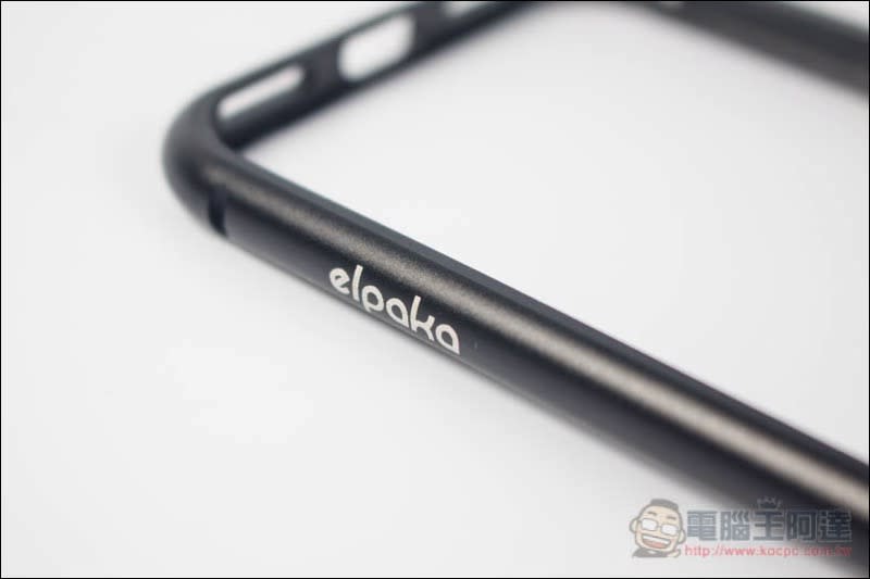 Elpaka iPhone 8/8 Plus 磁吸與玻璃金屬保護殼開箱推薦 相容 7/7Plus、iPhone X 即將登場